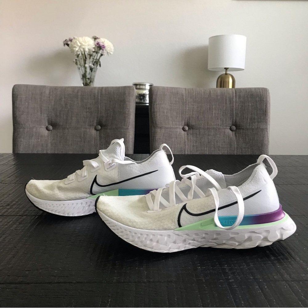 Nike infinity flyknit running shoe